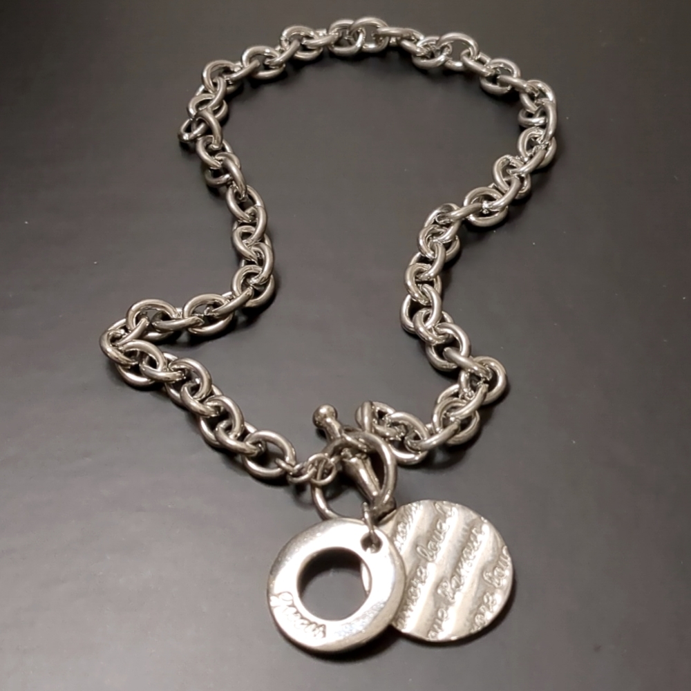 GUESS SILVER NECKLACE